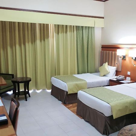 Chelsea Gardens Hotel Apartment Dubai Exterior foto