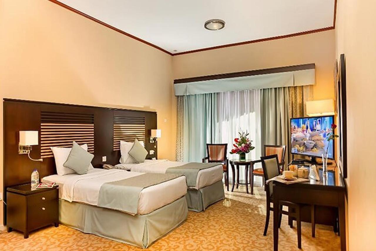 Chelsea Gardens Hotel Apartment Dubai Exterior foto