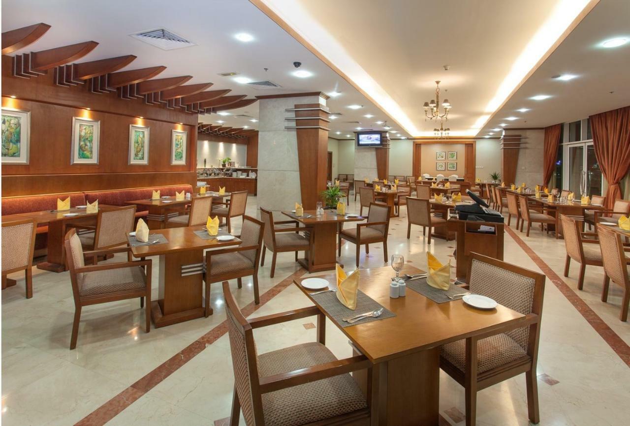 Chelsea Gardens Hotel Apartment Dubai Exterior foto